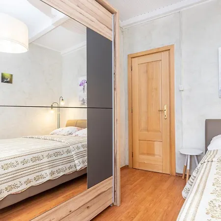 Apartament Cohar *